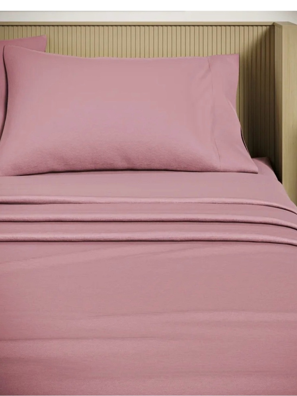 NEW Full size 100% cotton Woodrose Sheet Set “Beautiful” by Drew Barrymore